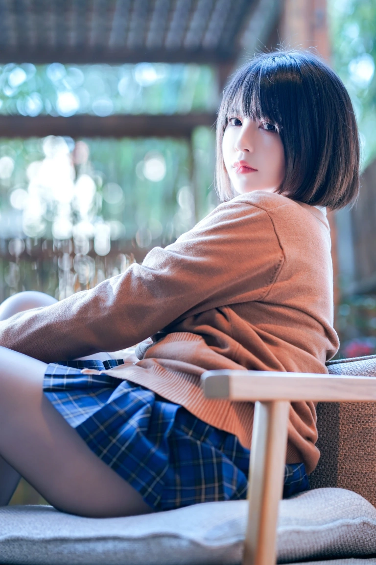 半半子 BANBANKO《彼女の制服 Vol.02》主题写真：58张全套美图