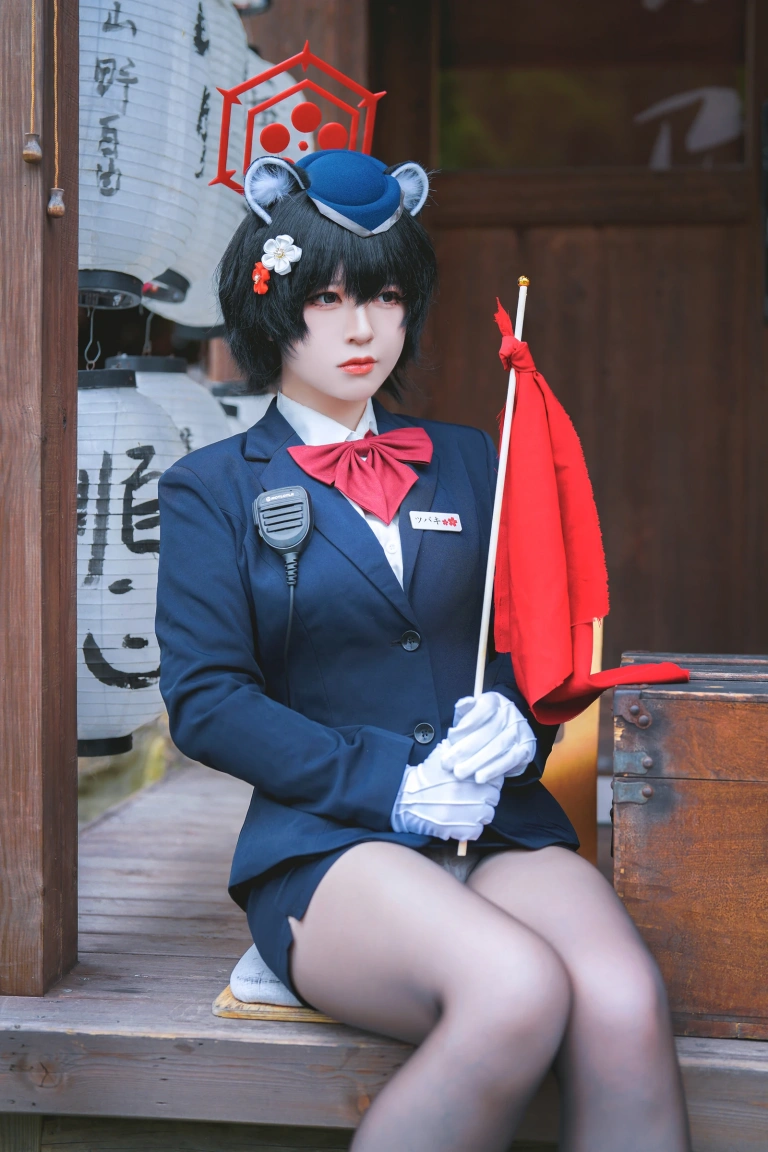 半半子 BANBANKO《导游椿》主题写真：86张全套美图，含6个视频