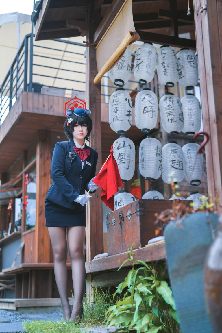 半半子 BANBANKO《导游椿》主题写真：86张全套美图，含6个视频