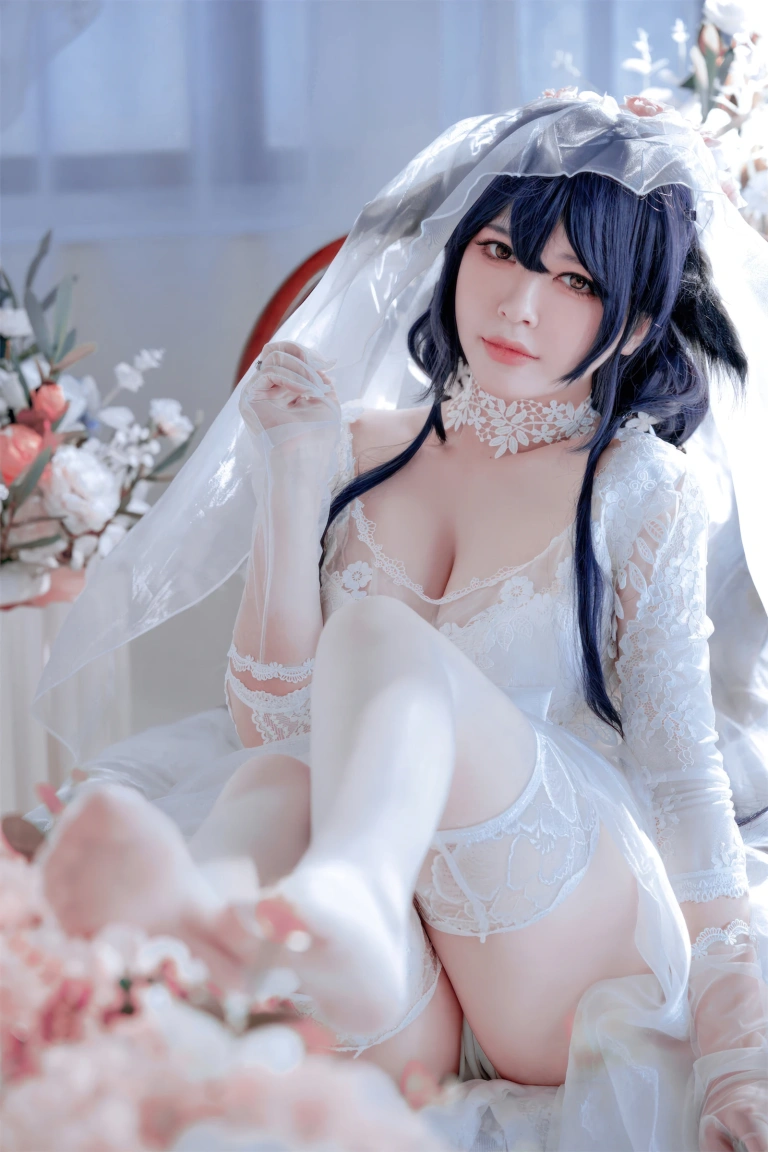 半半子 BANBANKO《吾妻花嫁》主题写真：52张全套美图，含3个视频