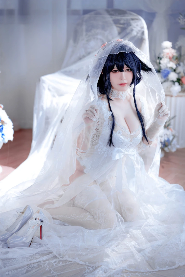 半半子 BANBANKO《吾妻花嫁》主题写真：52张全套美图，含3个视频