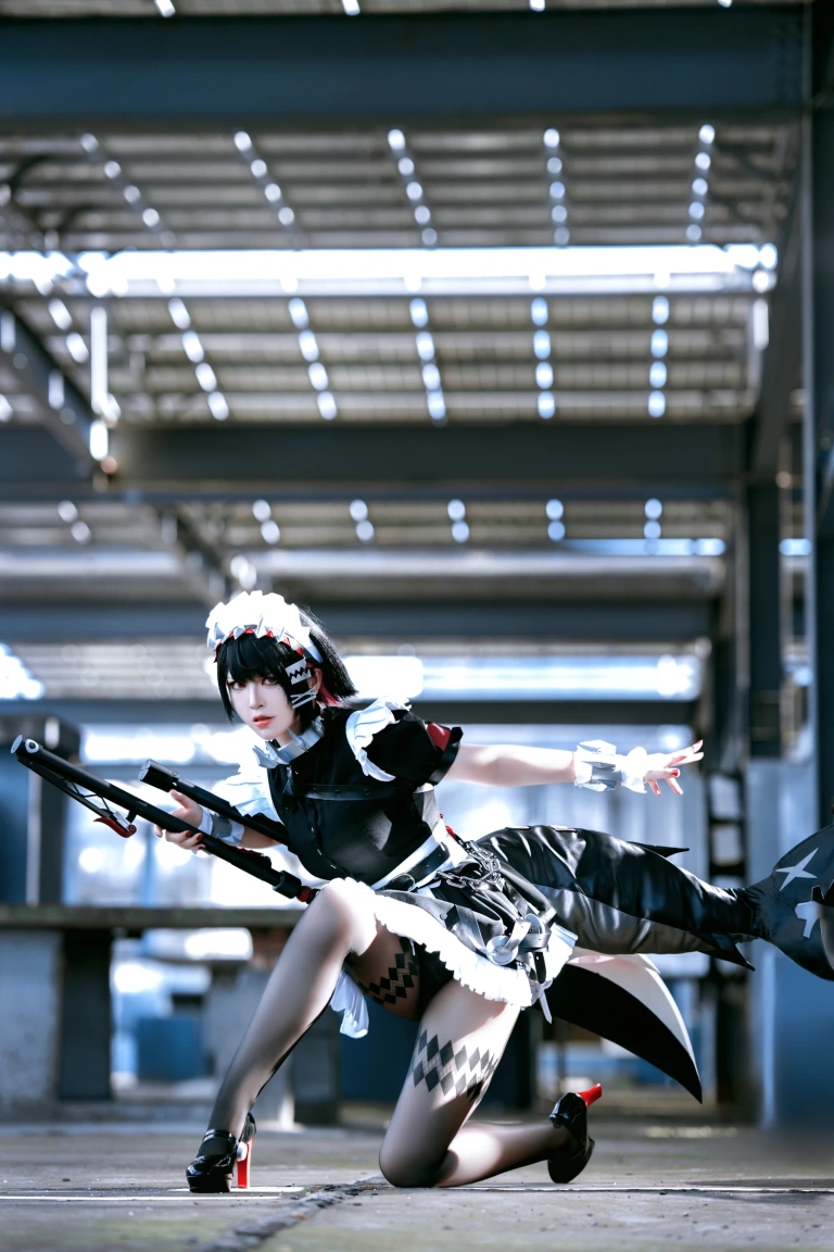 半半子 BANBANKO《EllenJoe🦈エレン✂️🖤》主题写真：48张全套美图