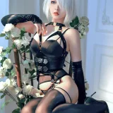 半半子 BANBANKO《Automataヨルハ二号B型 は黑》主题写真：52张全套美图