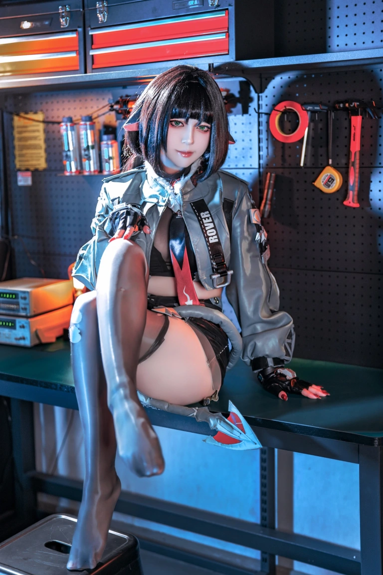 半半子 BANBANKO《JaneDoe簡杜》主题写真：58张全套美图，含3个视频