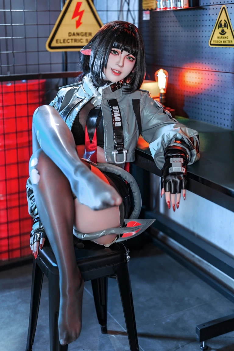 半半子 BANBANKO《JaneDoe簡杜》主题写真：58张全套美图，含3个视频