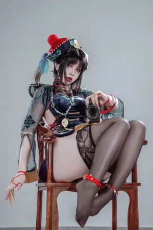 半半子 BANBANKO《玉玲珑》主题写真：24张全套美图，含2个视频