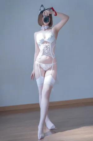 半半子 BANBANKO《純白花嫁Vol.02》主题写真：22张全套美图，含2个视频