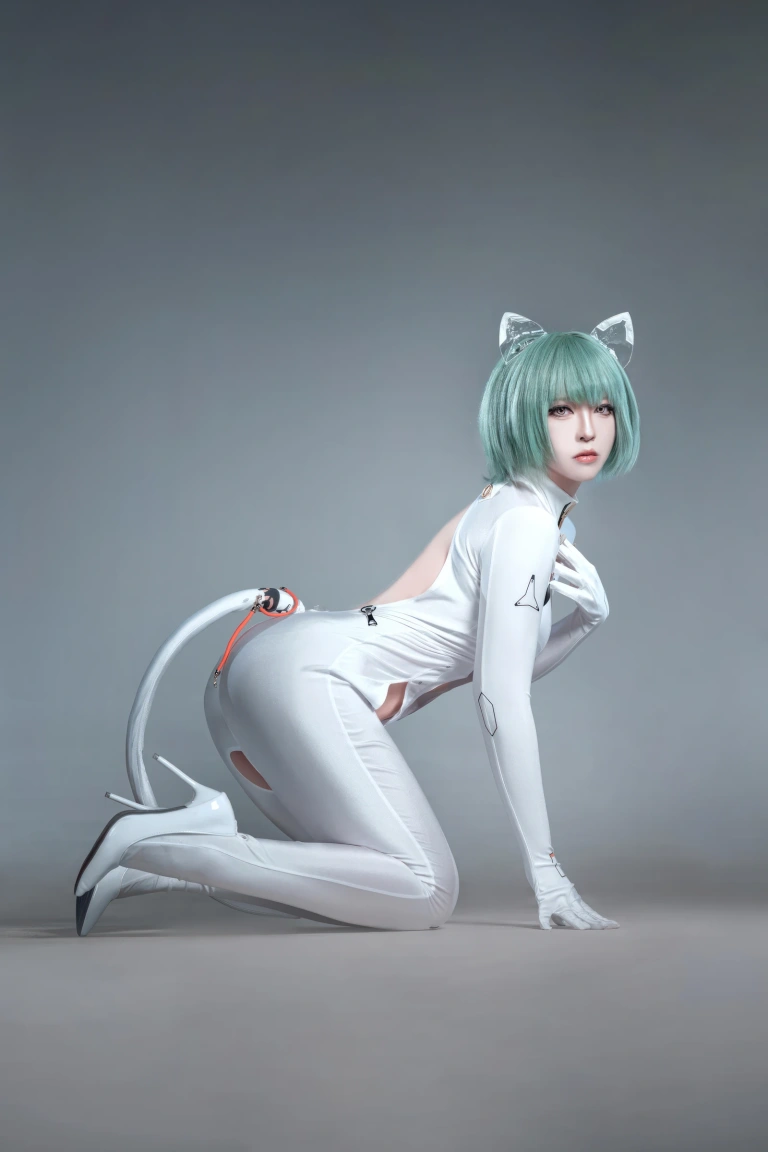 半半子 BANBANKO《碧蓝航线 纳希莫夫》主题写真：38张全套美图，含1个视频