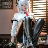 半半子 BANBANKO《鸣潮 赞妮》主题写真：57张全套美图