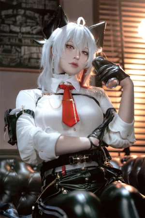 半半子 BANBANKO《鸣潮 赞妮》主题写真：57张全套美图