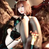 半半子 BANBANKO《碧蓝航线·天城 玉座落鸾》主题写真：62张全套美图，含10个视频