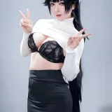 半半子 BANBANKO《碧蓝航线 高雄 武人的心法素养》主题写真：57张全套美图，含4个视频