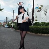 半半子 BANBANKO《蔚蓝档案 调月莉音 Vol.03 制服x競泳》主题写真：64张全套美图，含5个视频