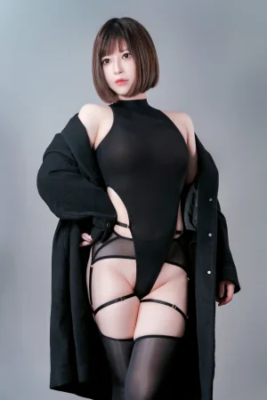 半半子 BANBANKO《今日は黑 Vol.3》主题写真：20张全套美图，含1个视频