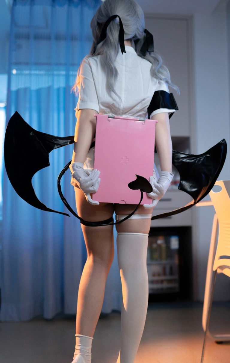 Bangni邦尼《魅魔护士》主题写真：92张全套美图