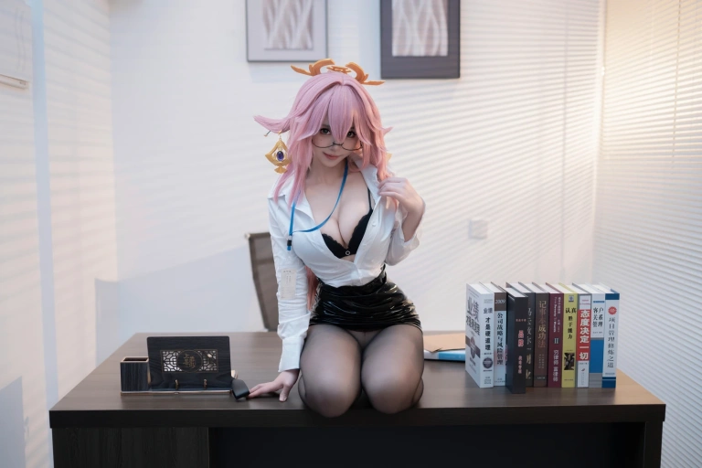 Bangni邦尼《面试》主题写真：91张全套美图