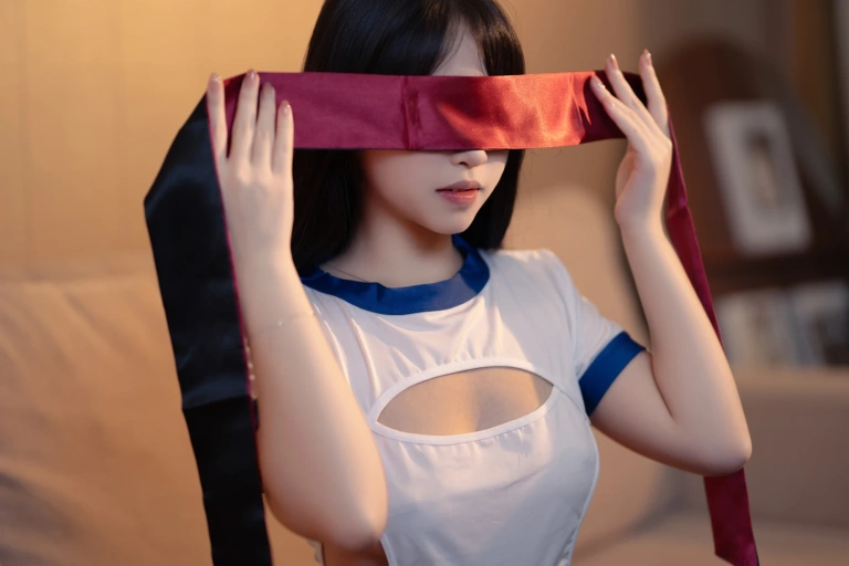 Bangni邦尼《体操后》主题写真：84张全套美图