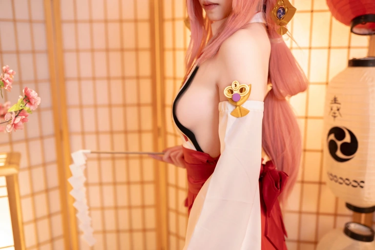 Bangni邦尼《八重神子》主题写真：99张全套美图