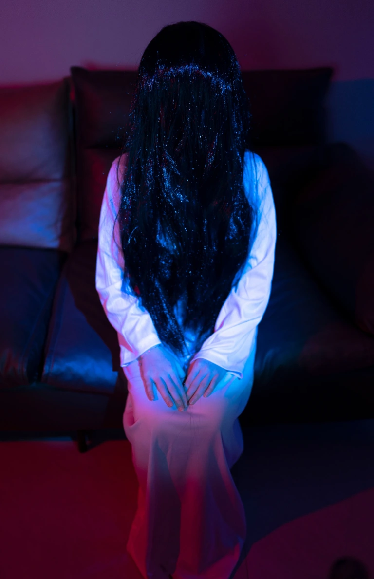 Bangni邦尼《万圣节派对 贞子女友》主题写真：90张全套美图