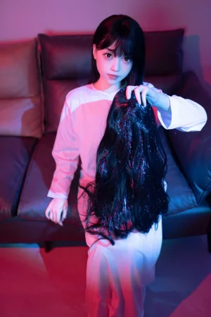 Bangni邦尼《万圣节派对 贞子女友》主题写真：90张全套美图