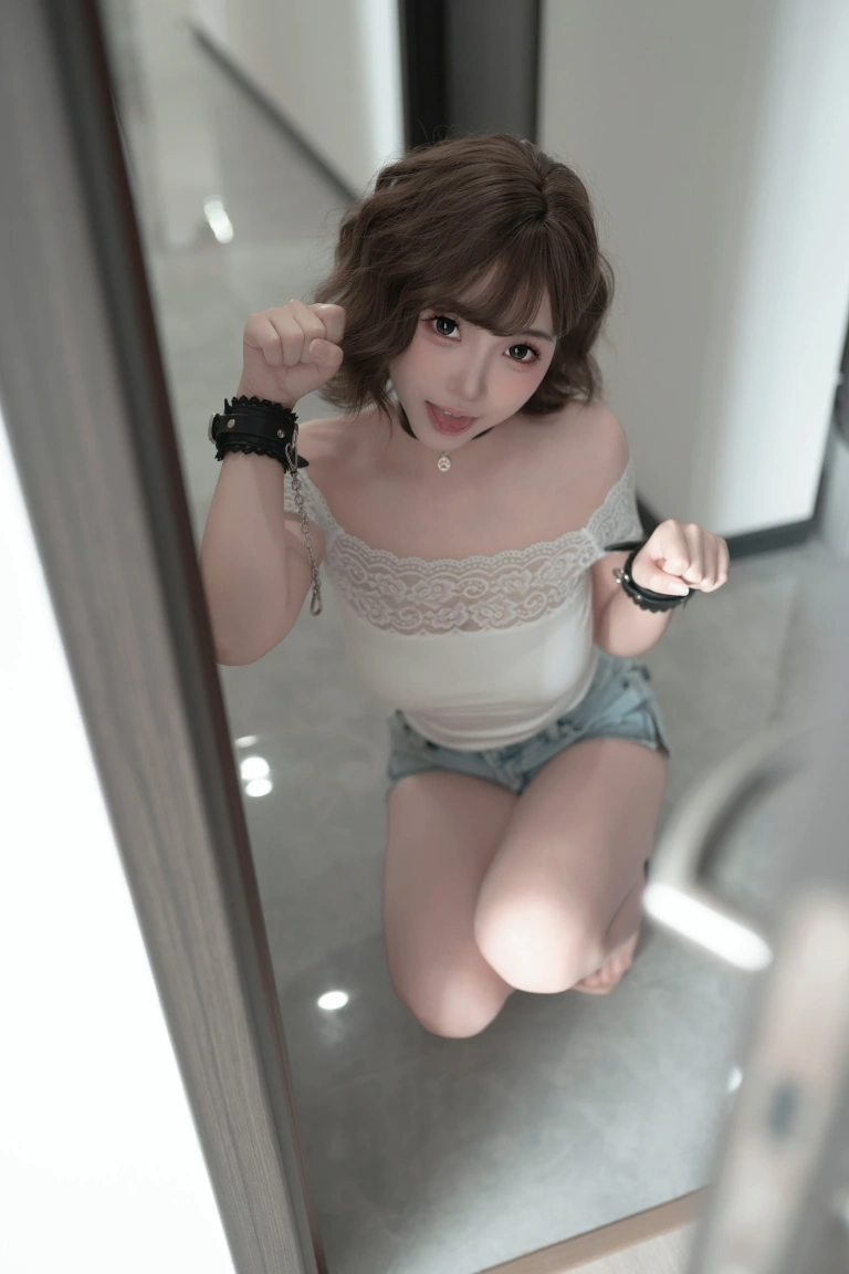 Bangni邦尼《玩具天堂》主题写真：86张全套美图，含7个视频