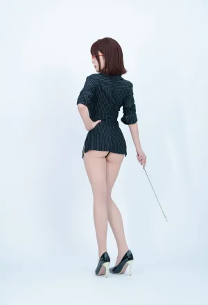 Bangni邦尼《女秘书》主题写真：68张全套美图，含6个视频