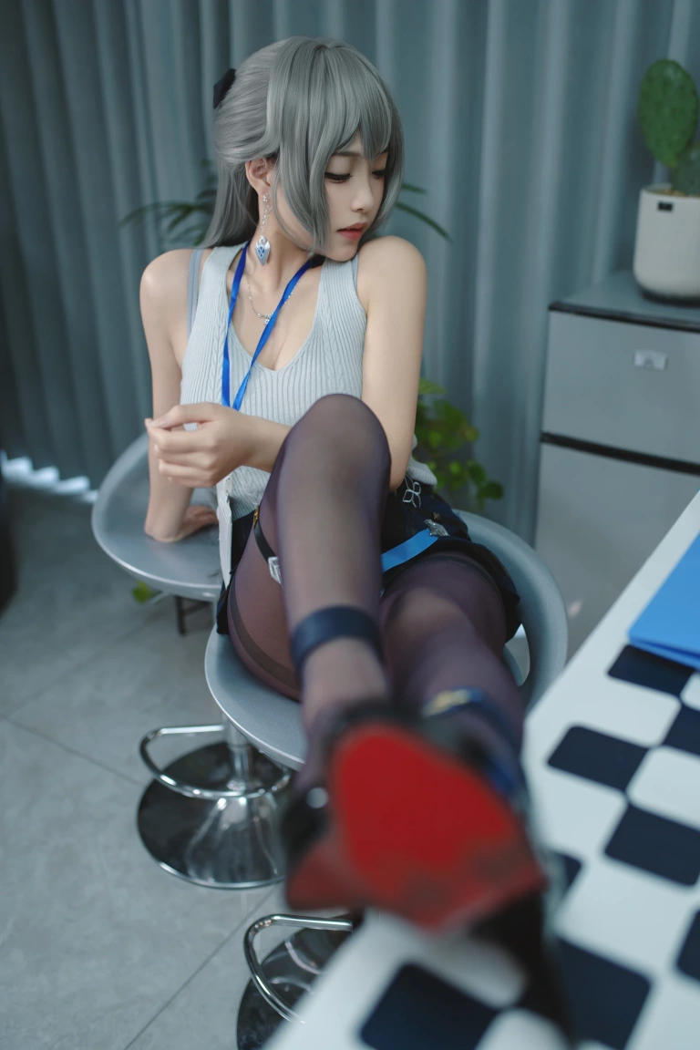 Bangni邦尼《布洛妮娅》主题写真：92张全套美图，含7个视频