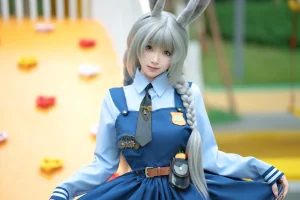 Bangni邦尼《兔子警官》主题写真：72张全套美图，含8个视频