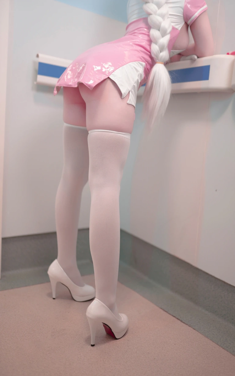 Bangni邦尼《碧蓝航线 海因里希亲王》主题写真：75张全套美图