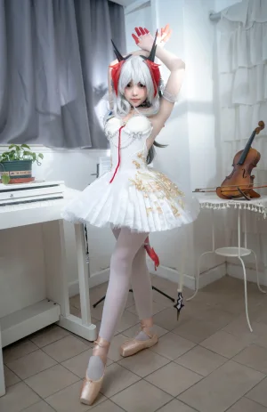 Bangni邦尼《明日方舟 W芭蕾舞者》主题写真：117张全套美图，含5个视频