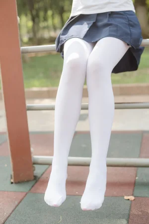 森萝财团《BETA-001》主题写真：91张全套美图