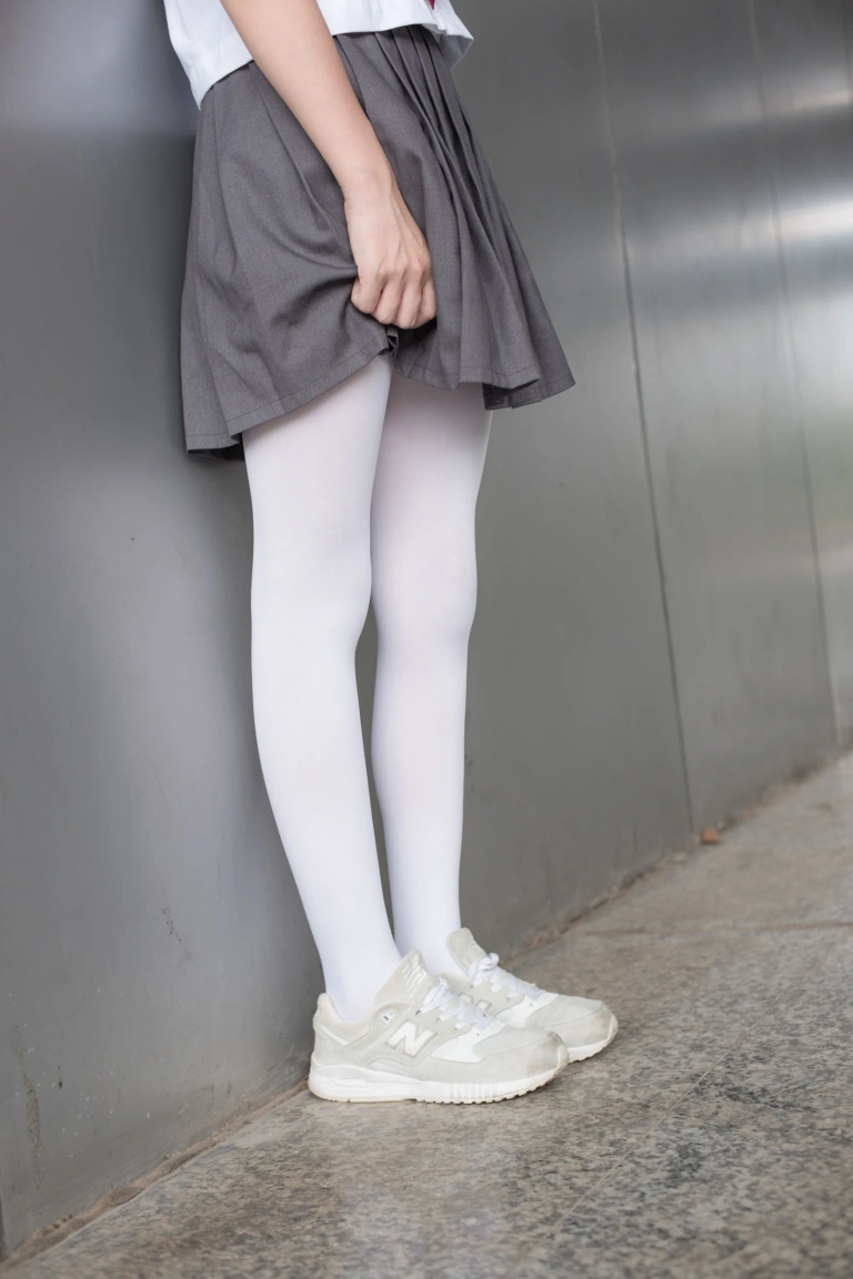 森萝财团《BETA-003》主题写真：70张全套美图