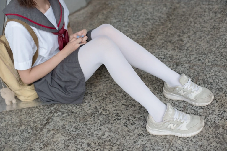 森萝财团《BETA-003》主题写真：70张全套美图