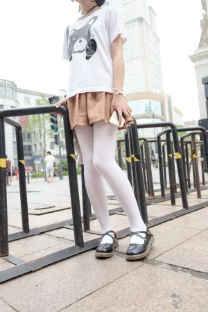 森萝财团《BETA-004》主题写真：113张全套美图
