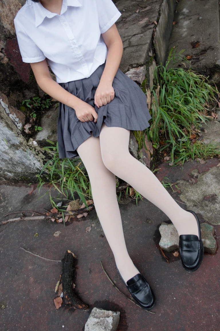 森萝财团《BETA-005》主题写真：75张全套美图
