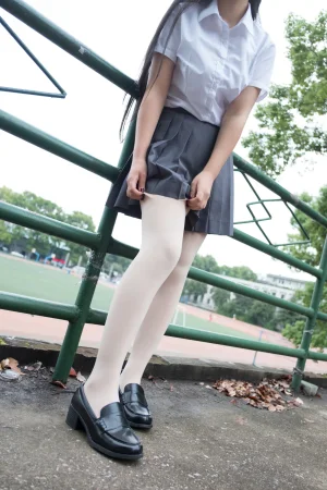 森萝财团《BETA-005》主题写真：75张全套美图