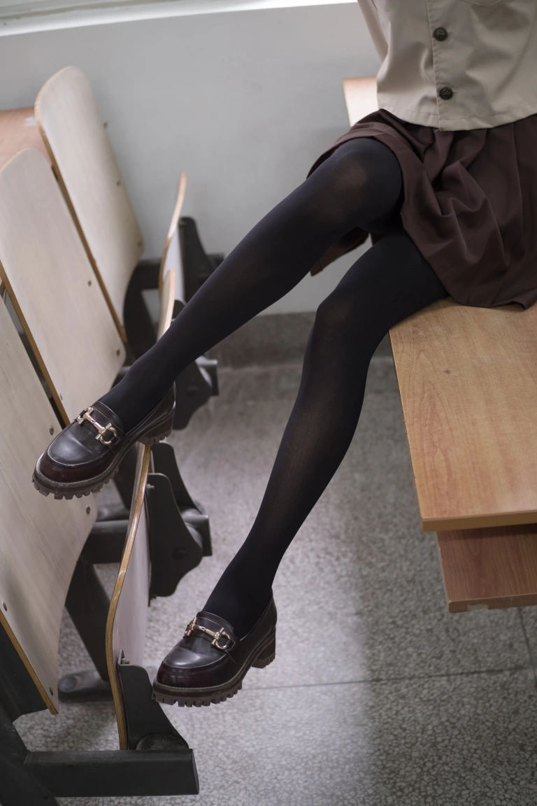 森萝财团《BETA-006》主题写真：101张全套美图