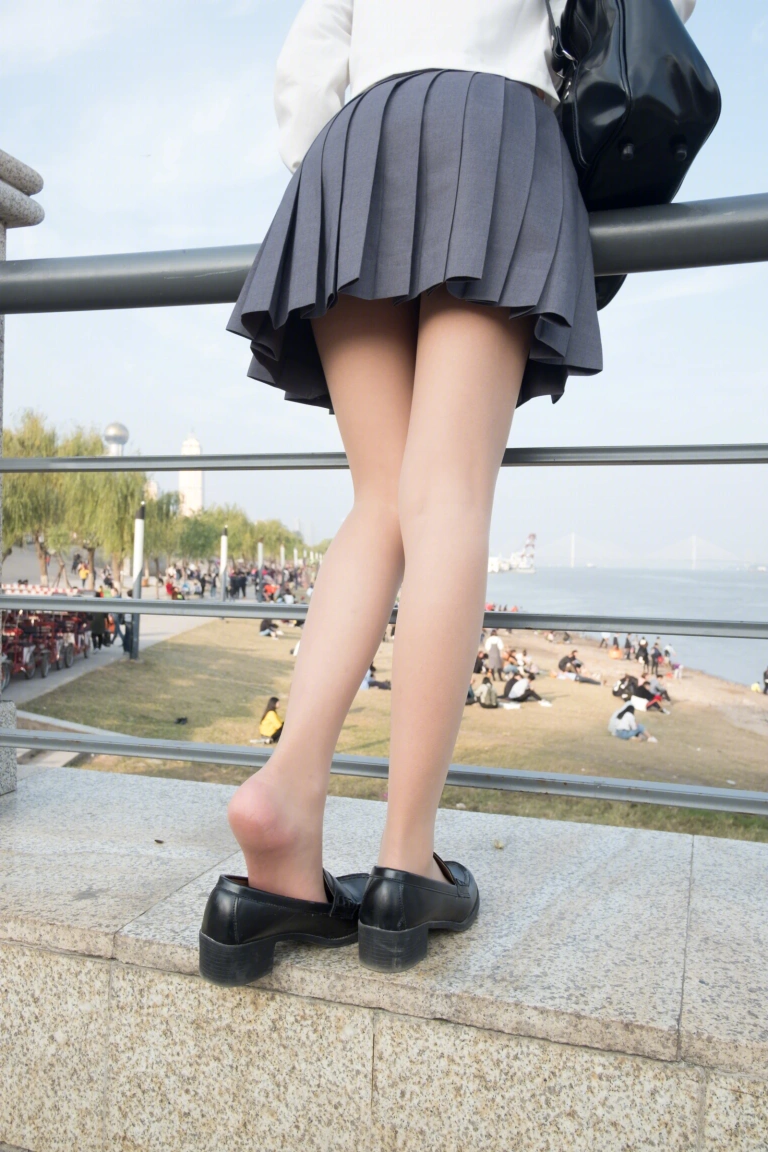 森萝财团《BETA-009》主题写真：44张全套美图