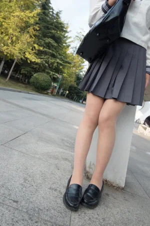森萝财团《BETA-009》主题写真：44张全套美图