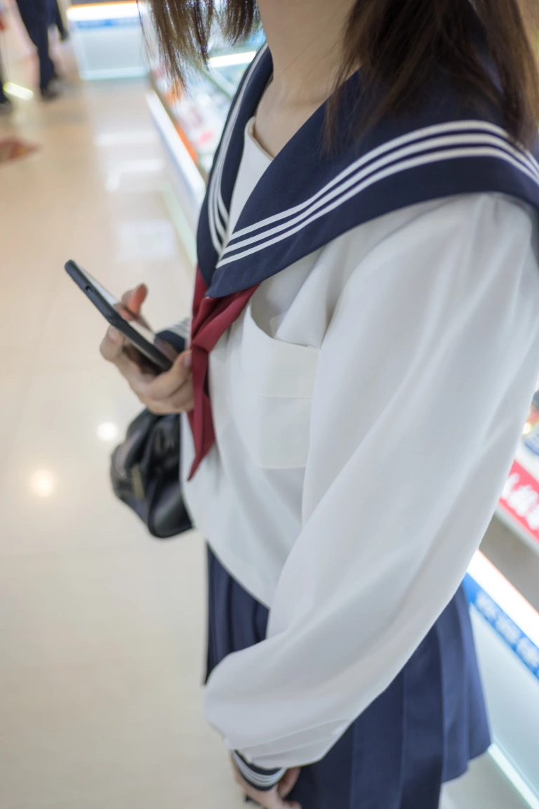 森萝财团《BETA-017》主题写真：83张全套美图