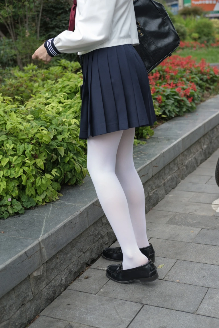 森萝财团《BETA-017》主题写真：83张全套美图