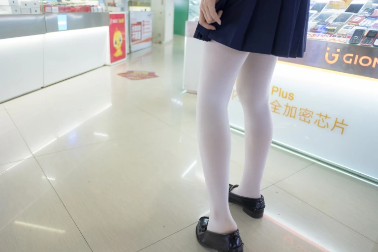 森萝财团《BETA-017》主题写真：83张全套美图