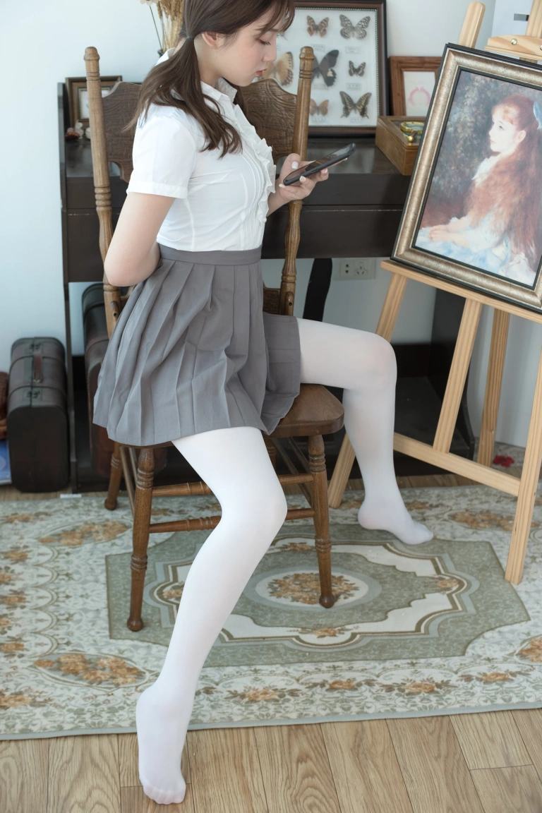 森萝财团《BETA-020》主题写真：71张全套美图