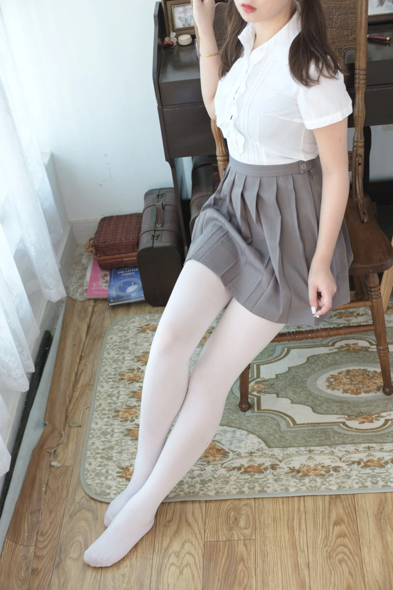 森萝财团《BETA-020》主题写真：71张全套美图