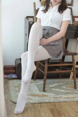 森萝财团《BETA-020》主题写真：71张全套美图