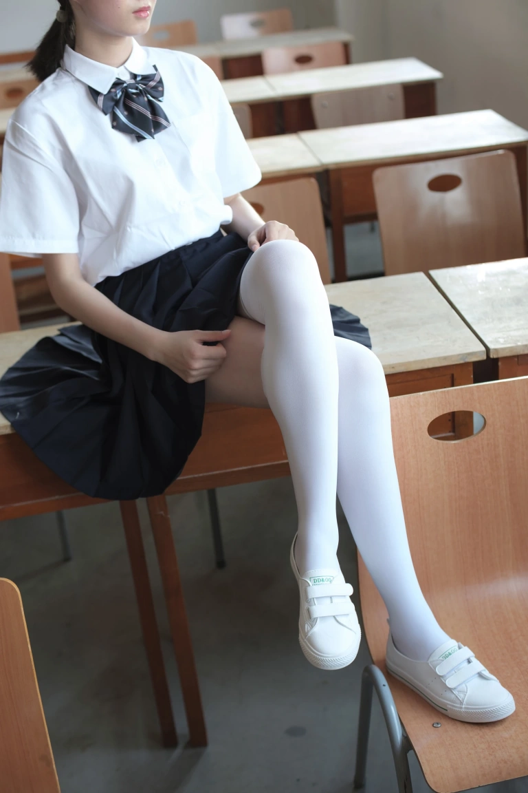 森萝财团《BETA-022》主题写真：66张全套美图