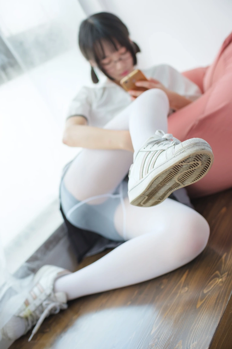 森萝财团《BETA-026》主题写真：78张全套美图