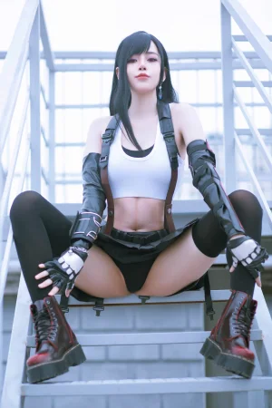 Byoru《Tifa》主题写真：30张全套美图