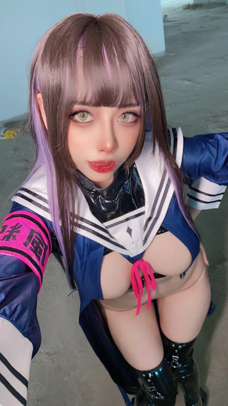 Byoru《Discipline Chan》主题写真：52张全套美图，含3个视频