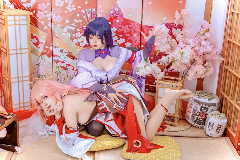 Byoru《Yae Miko x Raiden Shogun》主题写真：95张全套美图